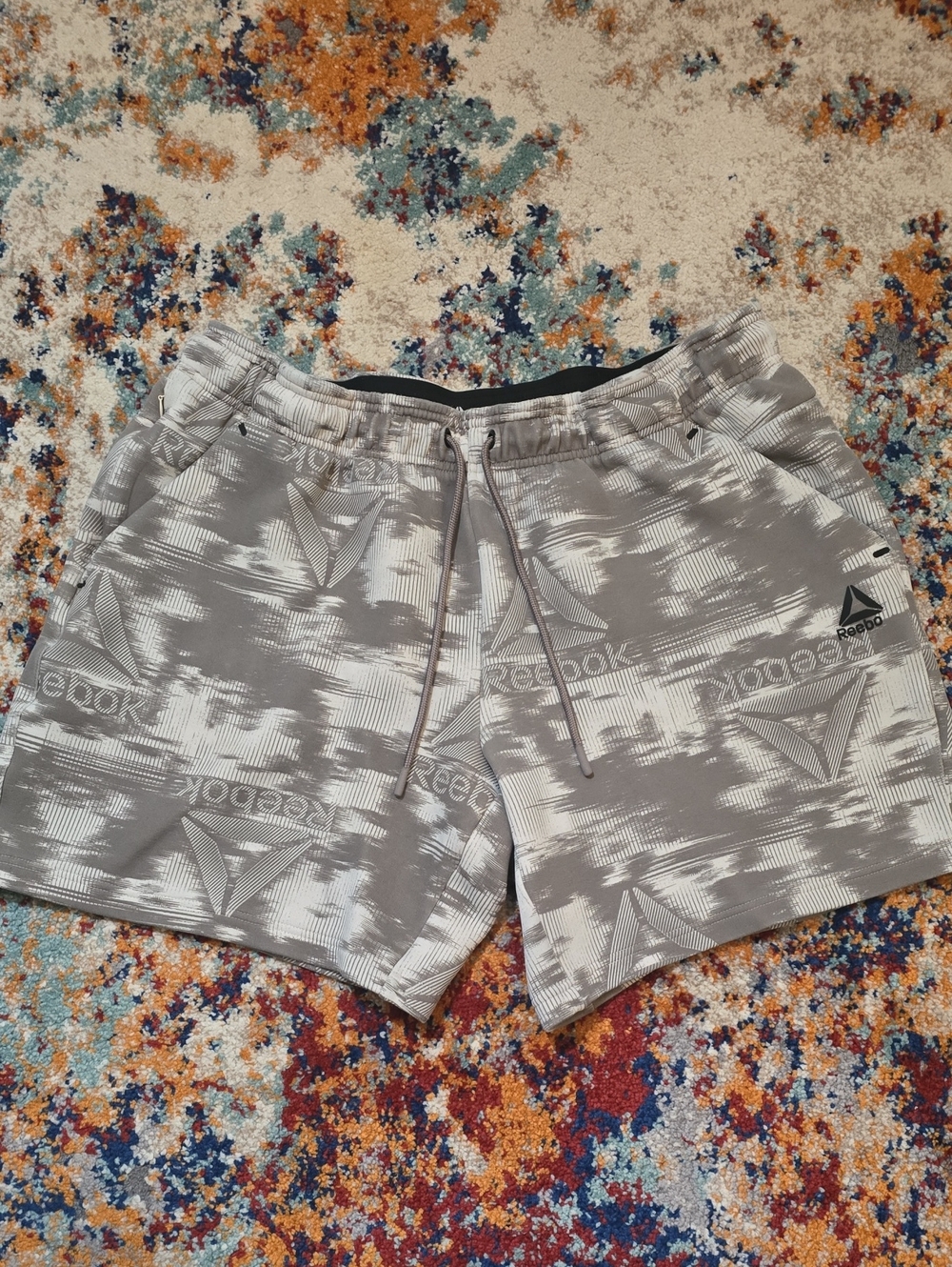 Reebok Men's Momentum 8" Knit Athletic Shorts Driftwood Print Gray 2XL